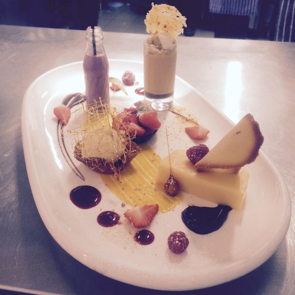 LangsofLongton's tweet photo. Today's assiette of desserts. http://t.co/e06mfByff2