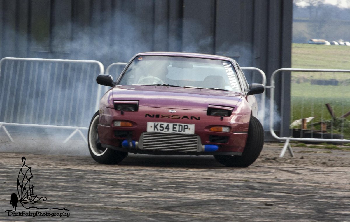 darkfairyphoto's tweet image. #nissan #drifting #fulllock #smoking #photography