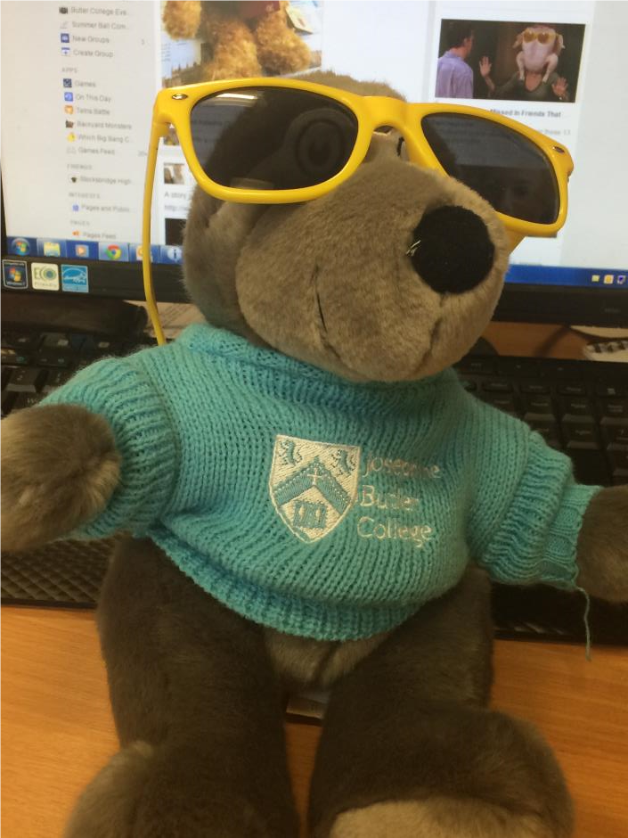 butler_alumni's tweet photo. The mole is enjoying the sun today, are you? #swag #JBPhoto http://t.co/jKZBJGOfV3