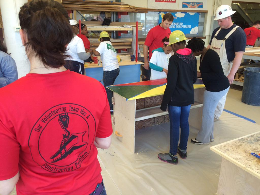 hutchins_ryan's tweet photo. Having fun helping these BPS students build lemonade stands with @NERCC and @LemonadeDayBOS with @GilbaneNewEng http://t.co/crlCyYbzrA