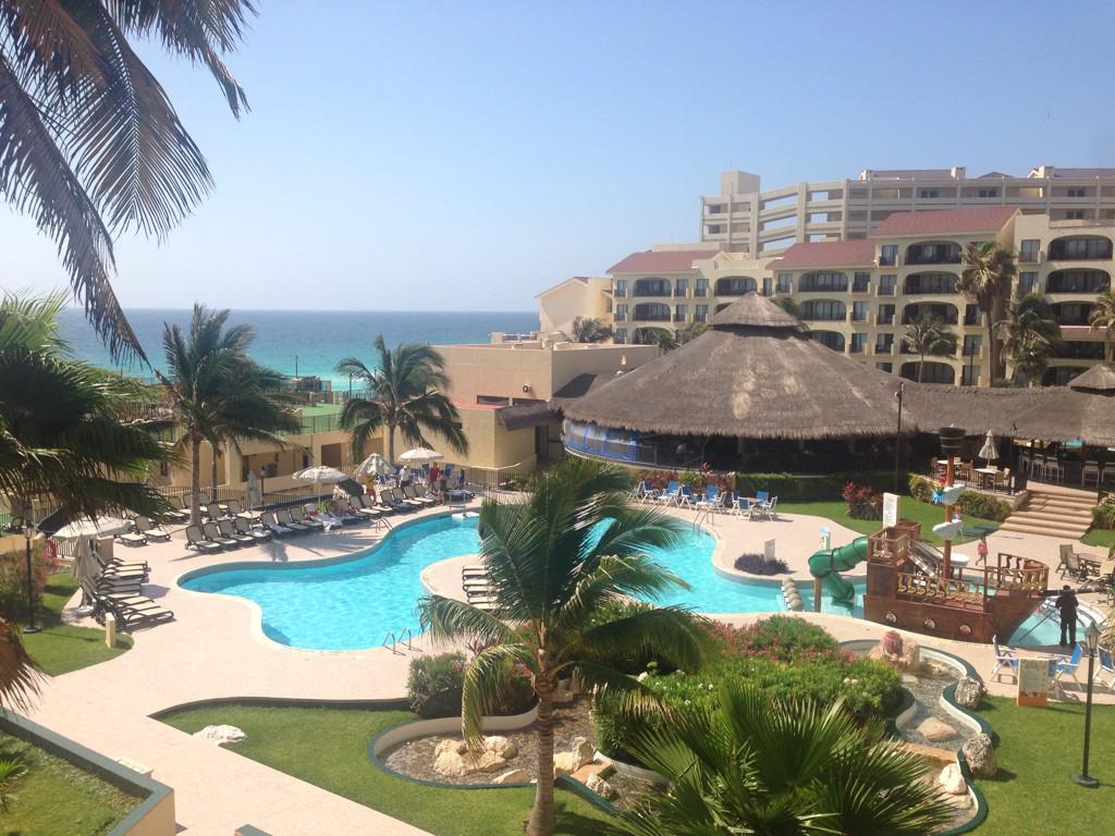 sqlskirt's tweet photo. Buenos Dias Mexico #holidays http://t.co/UuGVbHIqEi