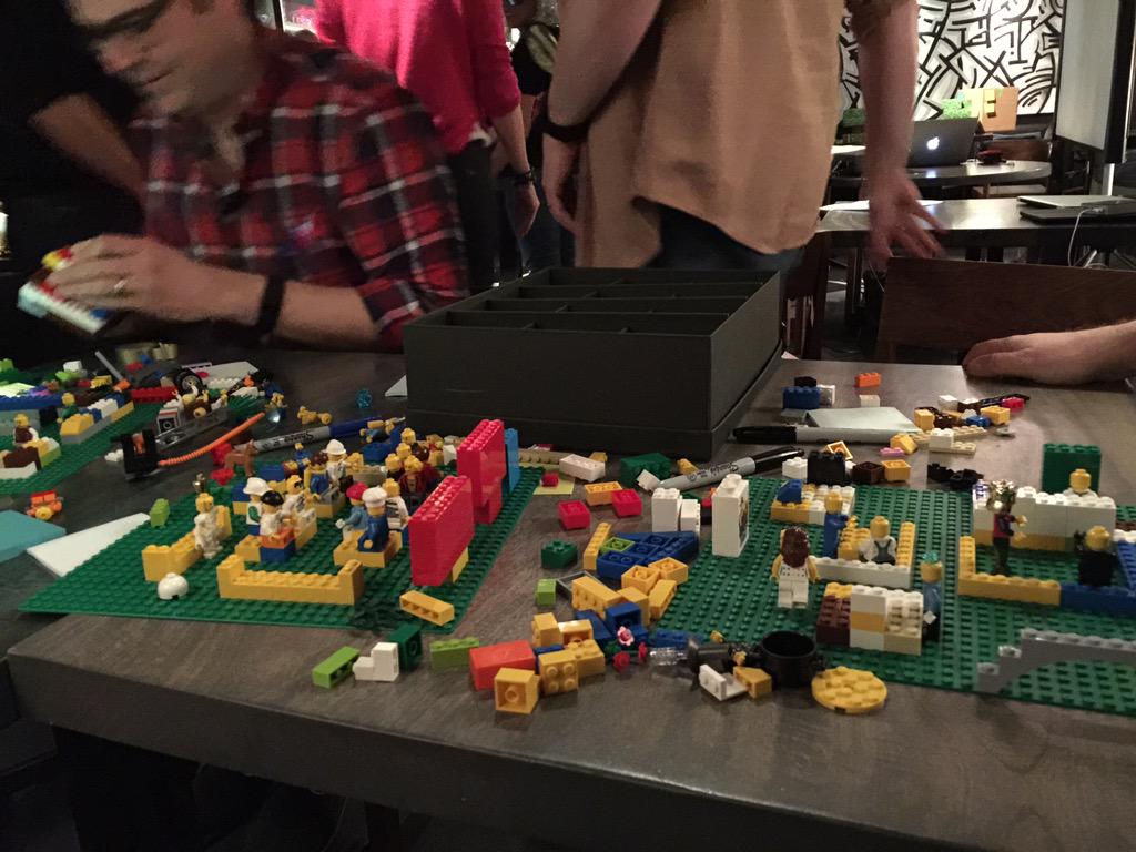 mr_isaacs's tweet photo. Designing the ultimate learning environment with Legos at #minecraftNY with @MinecraftTeachr and #Lego team http://t.co/gxYRoGB2IG