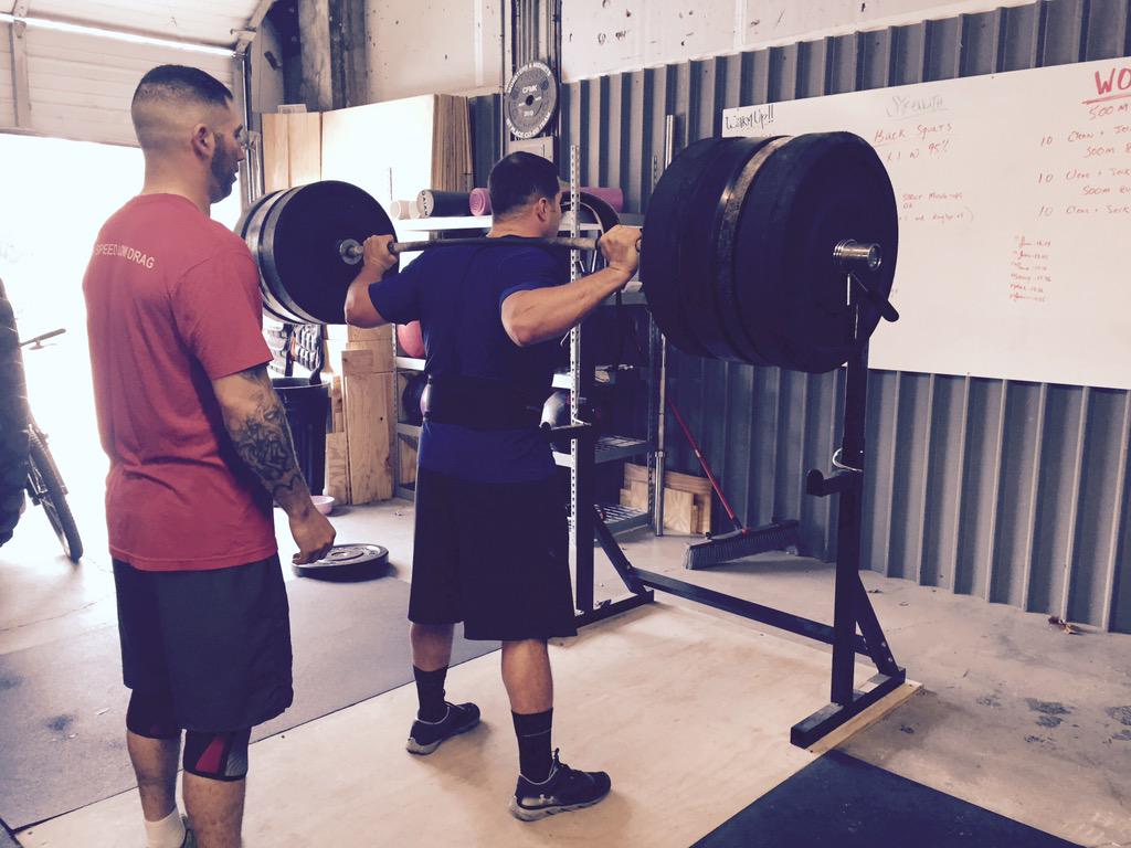 crossfitnest's tweet photo. Army strong with a 405 back squat. #officer #crossfit #CFNEST #family #BeastMode http://t.co/V8mX89QtgV