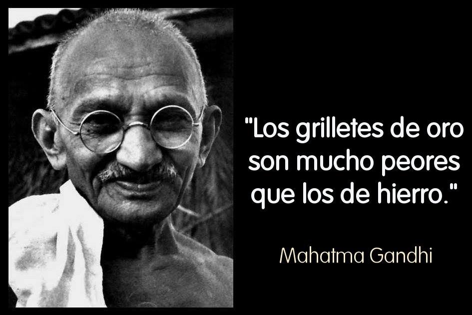 subversivos_'s tweet photo. Nadie puede amar sus cadenas, aunque sean de oro puro
#QuieroAPodemosEnElGobierno
 http://t.co/mgCKhPHpqT
