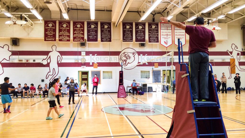 TLKLife's tweet photo. #tlkedweek finale starts with the staff vs student #volleball game! #kougarspirit #PeelEdWeek #tlkproud http://t.co/ZrTjajZKsz