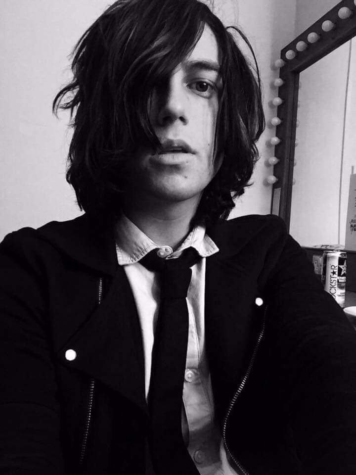 HAPPY BIRTHDAY TO ONE OF MY SUNSHINES KELLIN QUINN I LOVE YOU SO MUCH    