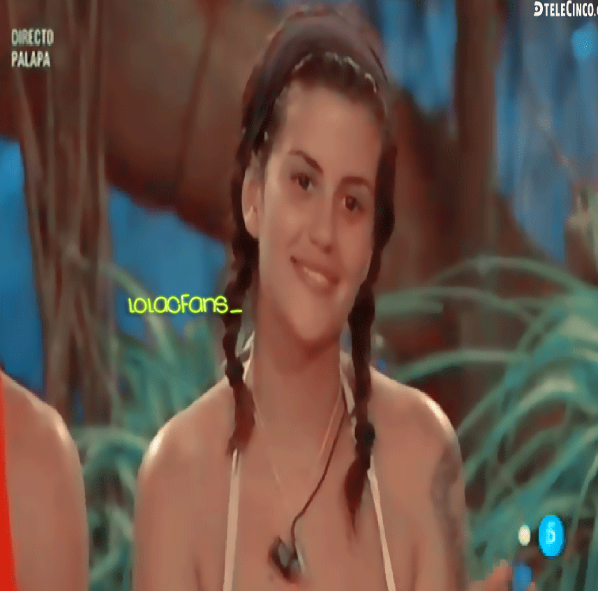 LoIaCFans_'s tweet photo. Lola en la palapa @lolitaftv23 http://t.co/S0BbokmRnk