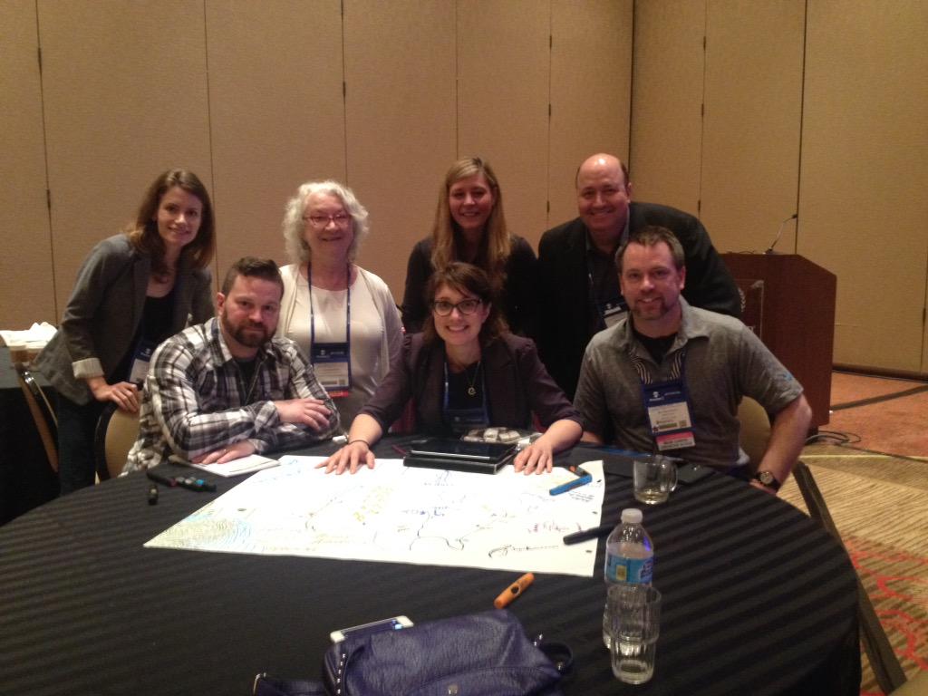 giuliaforsythe's tweet image. Super crew at my #et4messy table @kaymchristensen @JoyceKincannon @pluscht @tammylockett @mgoudz &amp;amp; Rick!