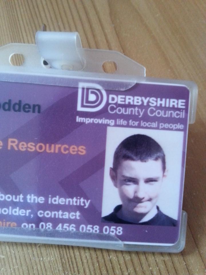 Trod_85's tweet photo. After nearly 14 years I think its about time I changed my work ID badge. #FreshFaced http://t.co/uzVXcx0B4G