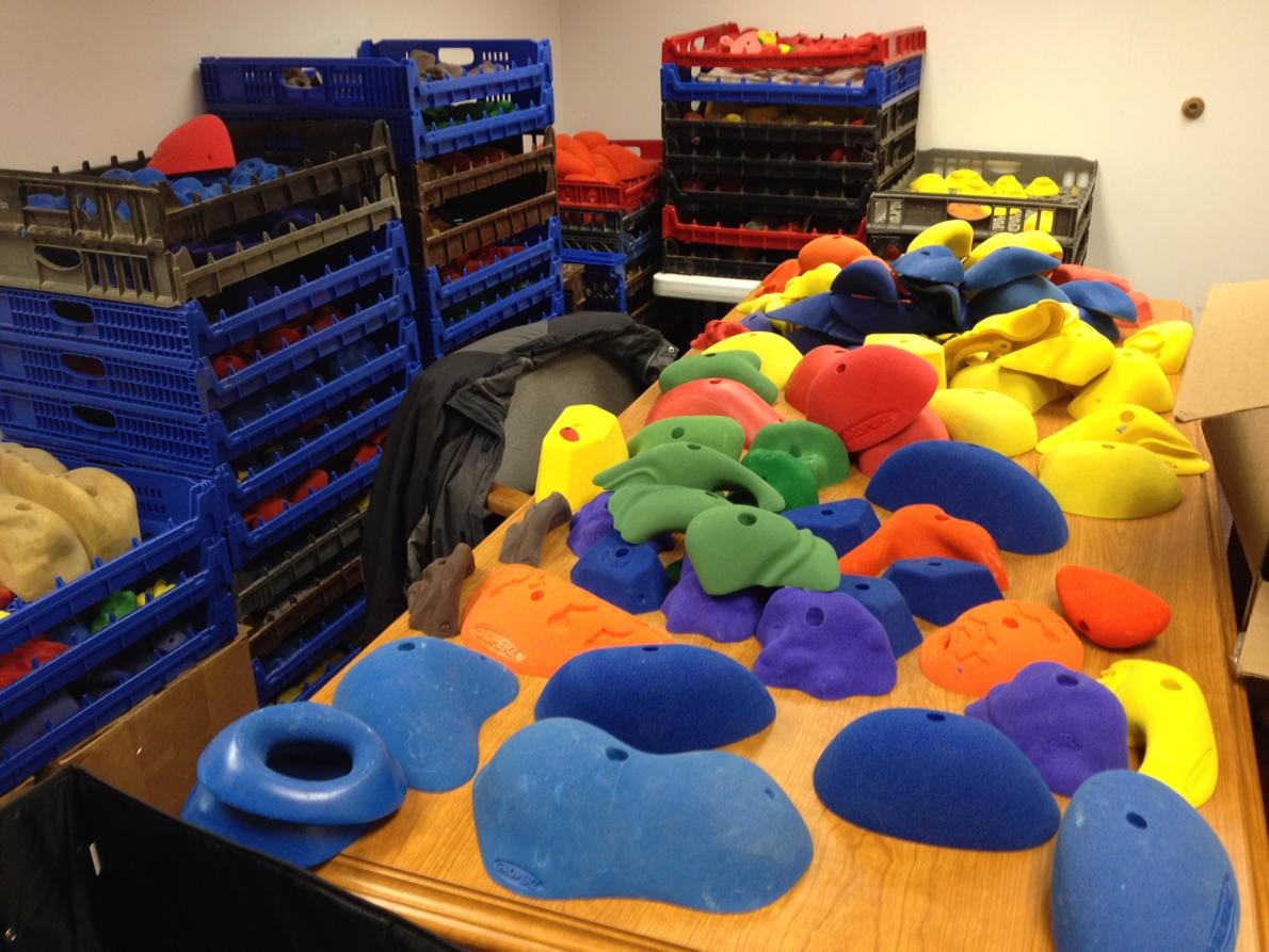 JonBrassow's tweet photo. In the twin cities and need #climbing holds?  @groperzhandhold has awesome deals on seconds!  I got a few:) http://t.co/3xcf0i1oAM