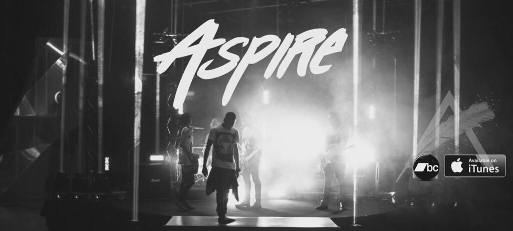 <a href="/VOICE_POPPUNK/">VOICE POPPUNK</a> new music out now! ✌🏿️🇨🇦😁

| W A T C H | tiny.cc/c6ryvx
weaspire.bandcamp.com