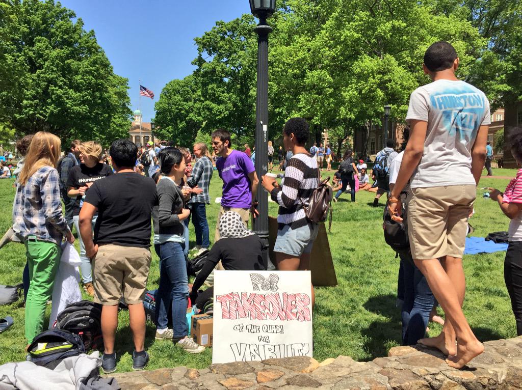LopezABC11's tweet photo. On last day of classes, UNC students spend this sunny day protesting for #HurstonHall. #abc11eyewitness http://t.co/xaXfLXkyTb