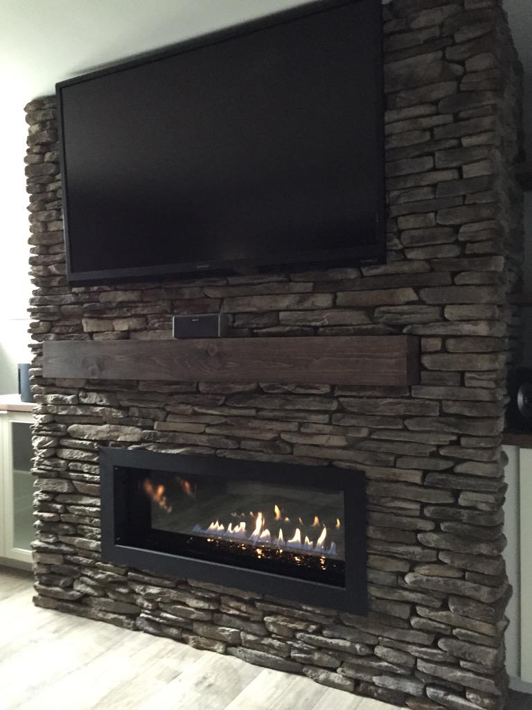 BruyereHomes's tweet photo. Great new entertainment room for our clients! Good work team. #custumbuild #fireplace #napoleon #customwork #Ottawa http://t.co/JUV50MOASh