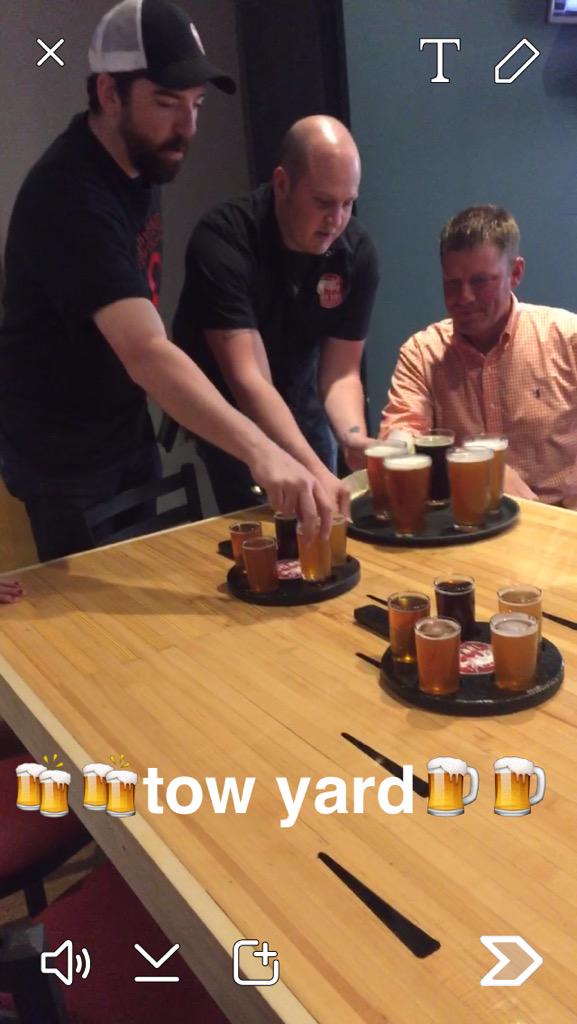HippoPartyBus's tweet photo. @TowYardBrewing 2nd stop on the #IndyBrewTour #DontTowMyBeer #Delish http://t.co/WyJucFJmox