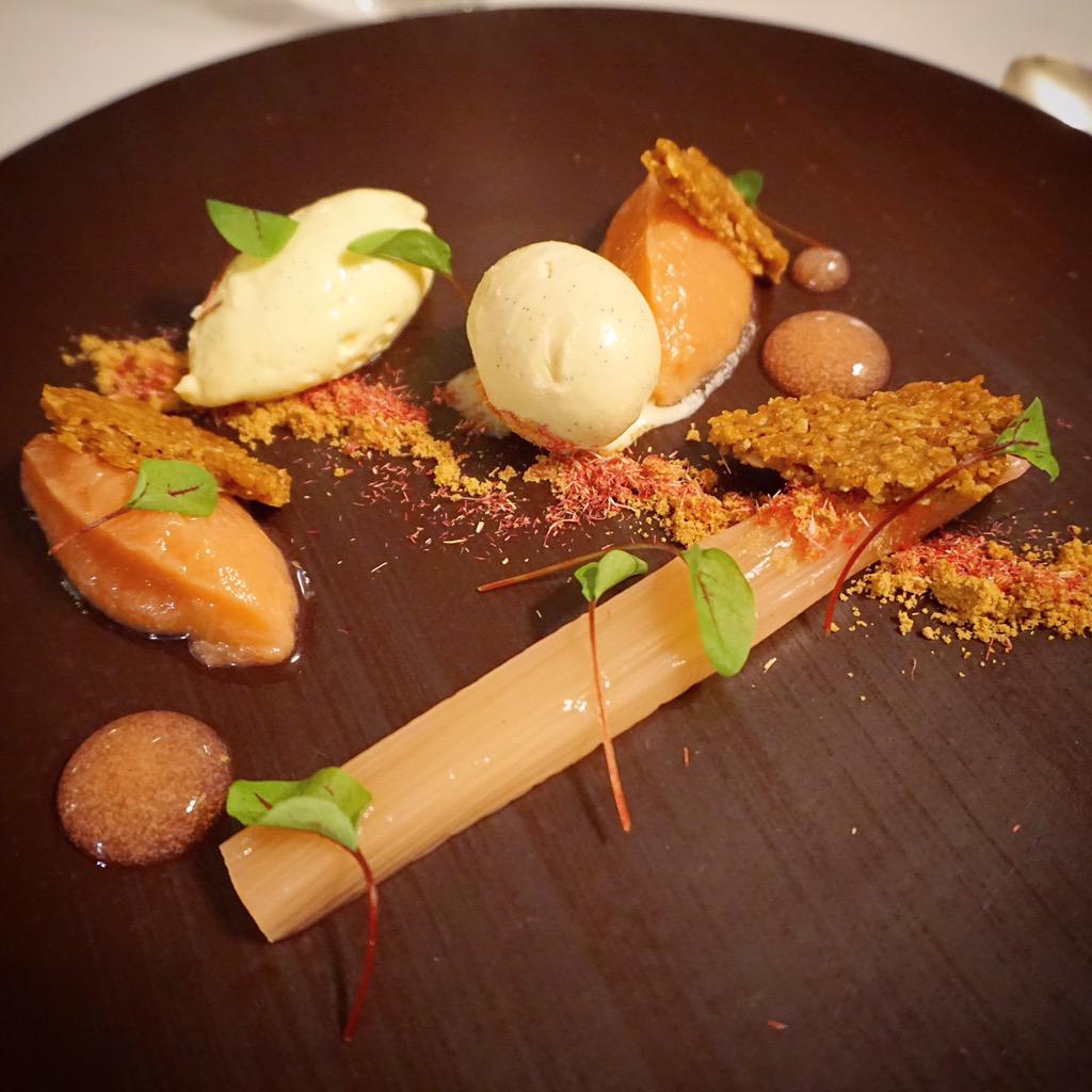 WeTheFoodSnobs's tweet photo. Incredible night of #FineFood &amp; Martinis at @DUKESHOTEL &amp; @nigelmendham's @ThirtySixLondon Must for serious foodies! http://t.co/Lf9sn86nh6