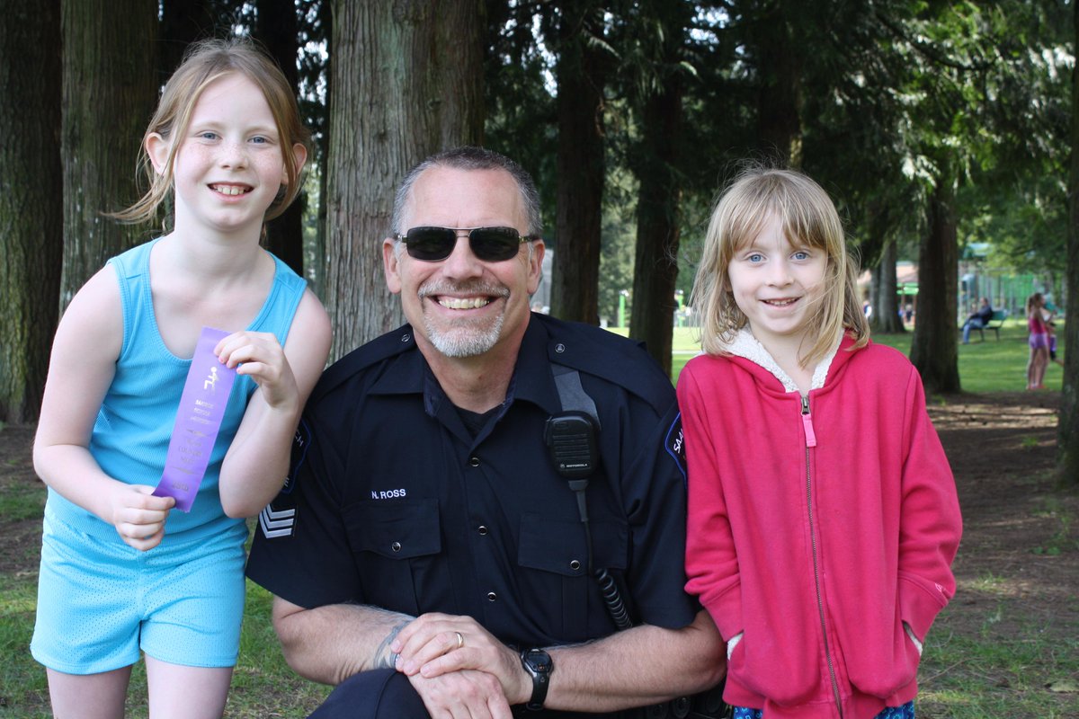 Last pic with our awesome <a href="/sd63schools/">SD 63 Saanich</a> Liaison Officer, <a href="/SaanichPDsloSgt/">Closed - Sgt Ross</a>.  We will miss you!