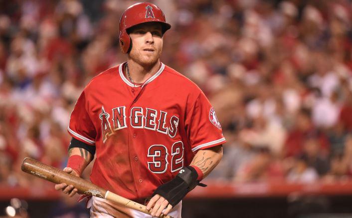 SportsCenter's tweet photo. THIS JUST IN: Angels are close to trading LF Josh Hamilton to the Rangers. (via http://t.co/V3Fm7a2DFA) http://t.co/SjNpn0Qc3E