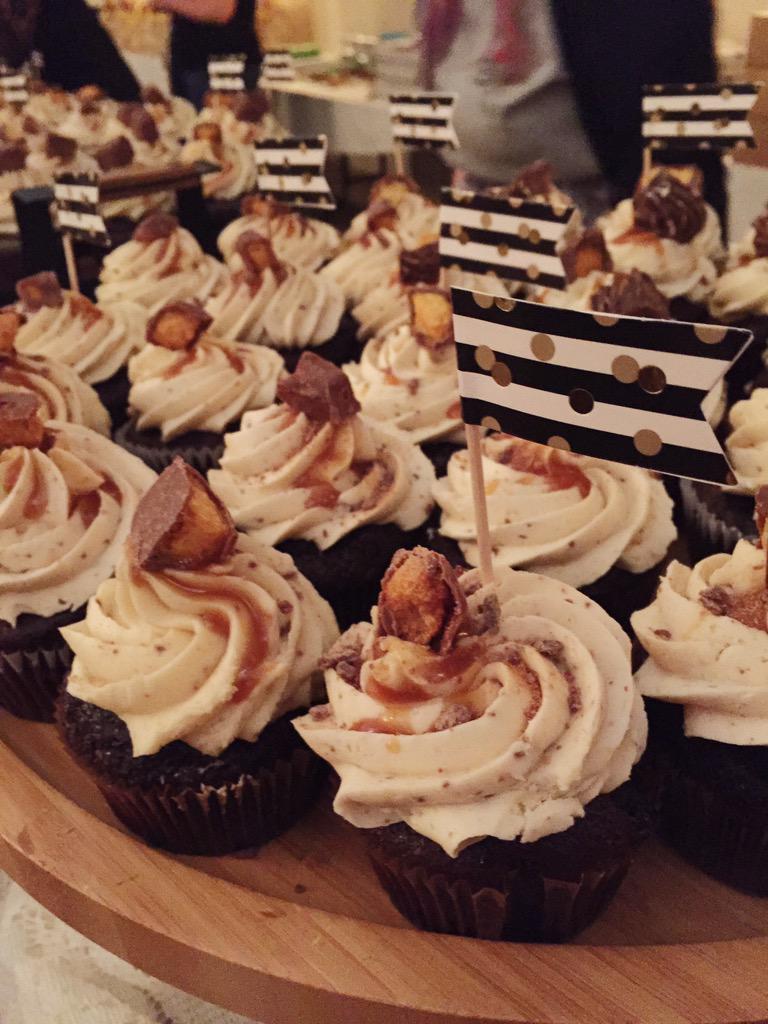 weconnectlife's tweet photo. Nothing but sweetness at #BLB15! Mmm... @BakedCupcakery http://t.co/3ftClkrLOK