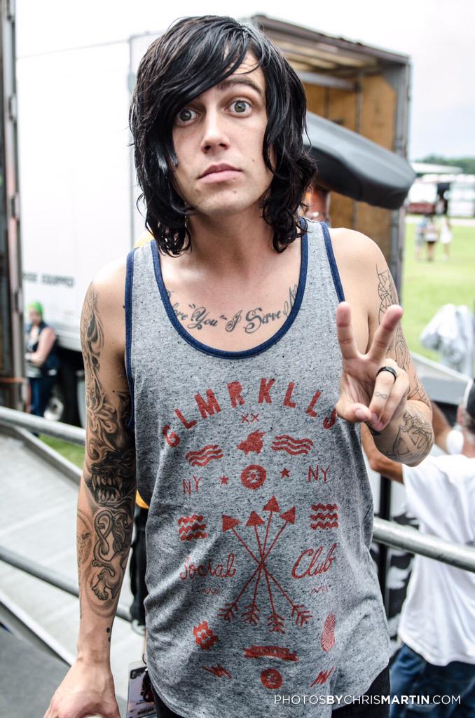 Happy birthday to my sunshine, Kellin Quinn     