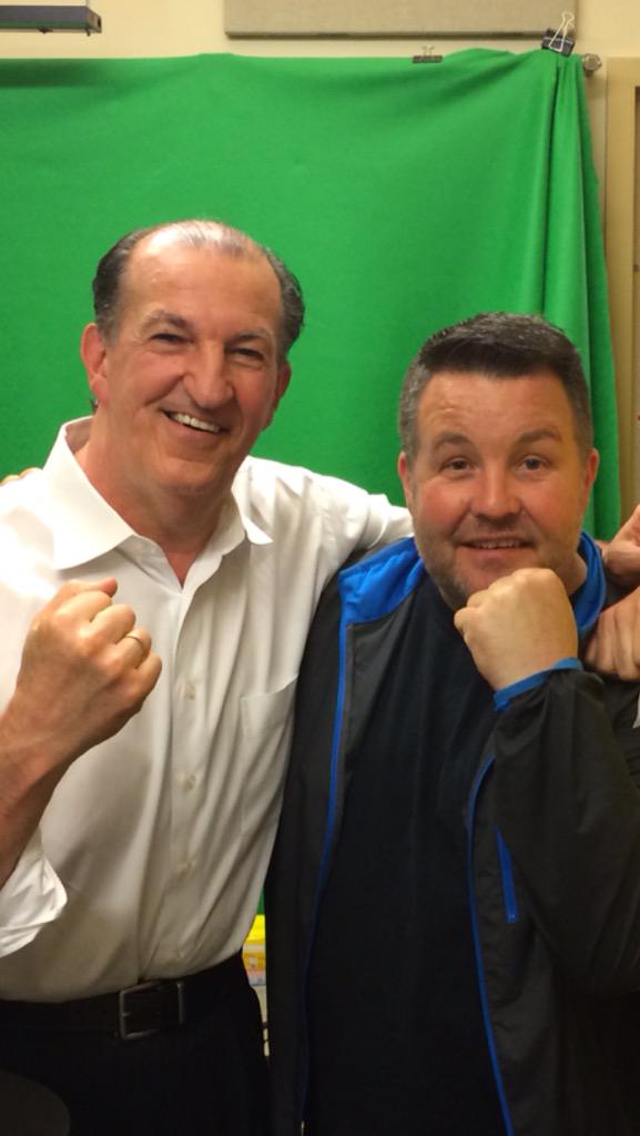 SamMaloneuk13's tweet photo. My pops and Ken Casey keepin it real on the radio #stateofMA  @DropkickMurphys http://t.co/8mpfcqfZnc