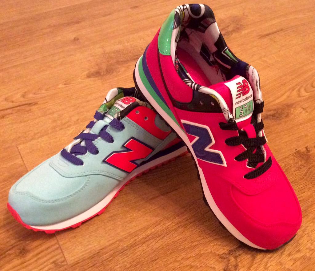 oddzuk's tweet photo. New stock daily! Dare to b different! Be unique wear odds! Shoe diversity! Individuality! PM us ur requests any brand http://t.co/Fu7N20xoZ1