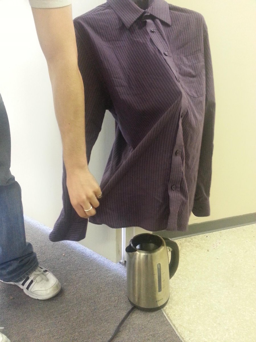 LWYEngineer's tweet image. Too lazy to iron? Try this one at home!  #engineeringlife #engineerhumour #engineers