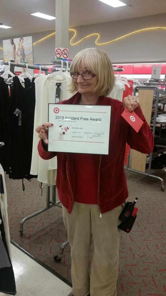 L_Buckingham's tweet photo. Morning recognition for more 10 years safety incident free! Keep it going team! #TargetSafety @rachelegbers http://t.co/51SK7hTNhA