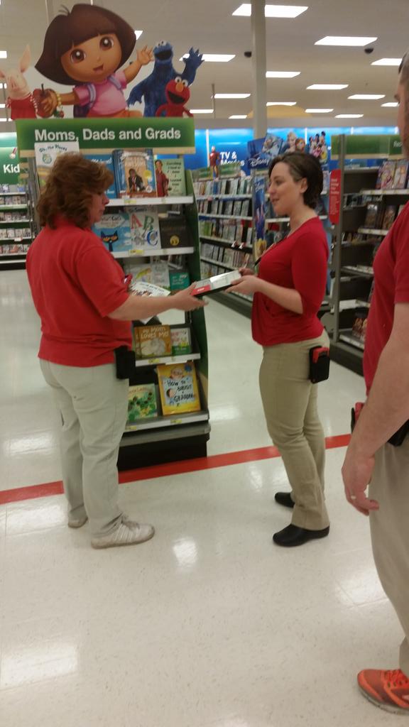 L_Buckingham's tweet photo. Morning recognition for more 10 years safety incident free! Keep it going team! #TargetSafety @rachelegbers http://t.co/51SK7hTNhA
