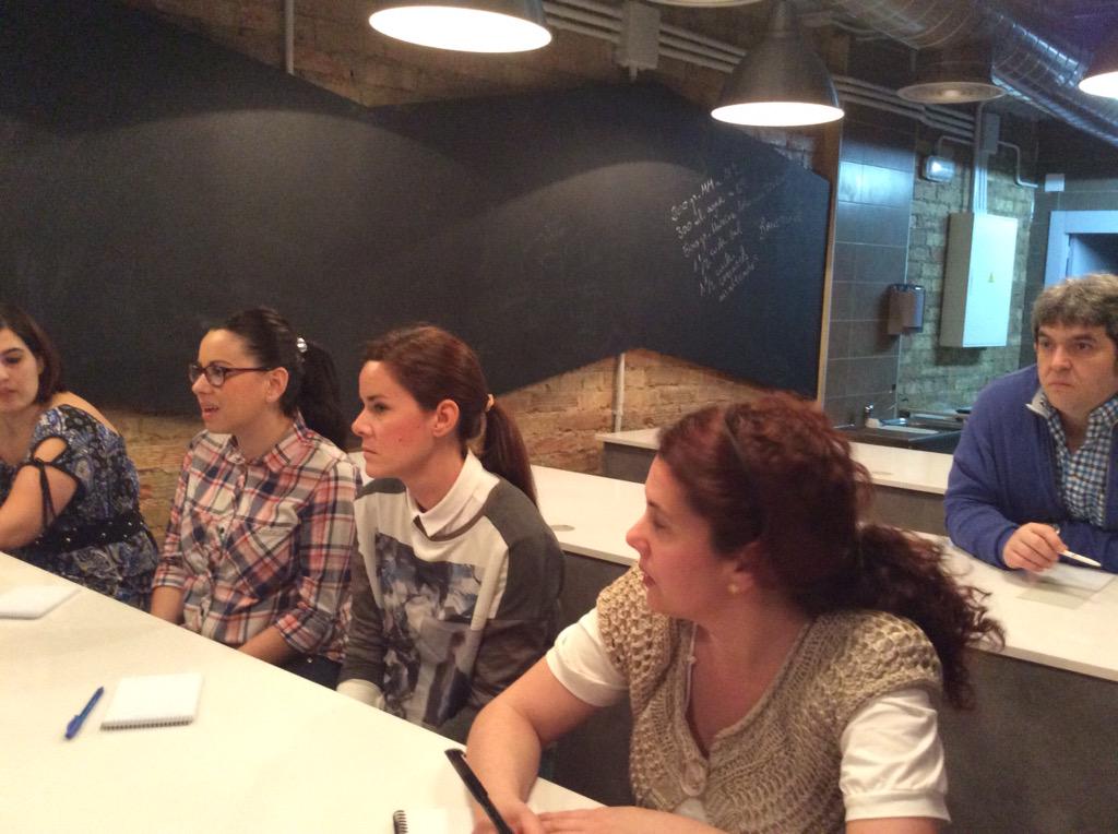 elGastroTaller's tweet photo. @mazon87alex De nuevo en nuestra aula.Muy grande y generoso. http://t.co/CDeZwABIFN