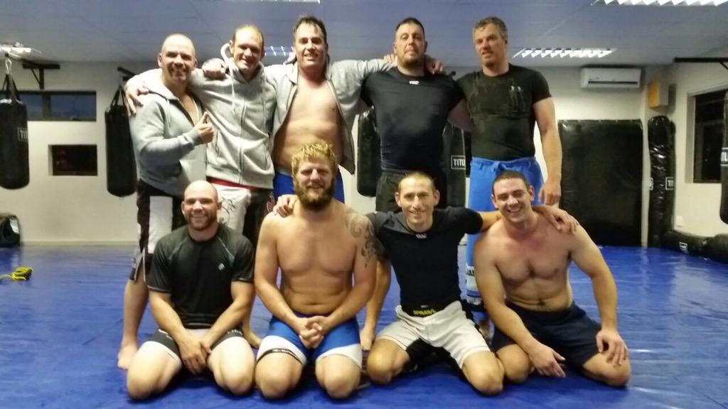 Andrew Van Zyl tweet media