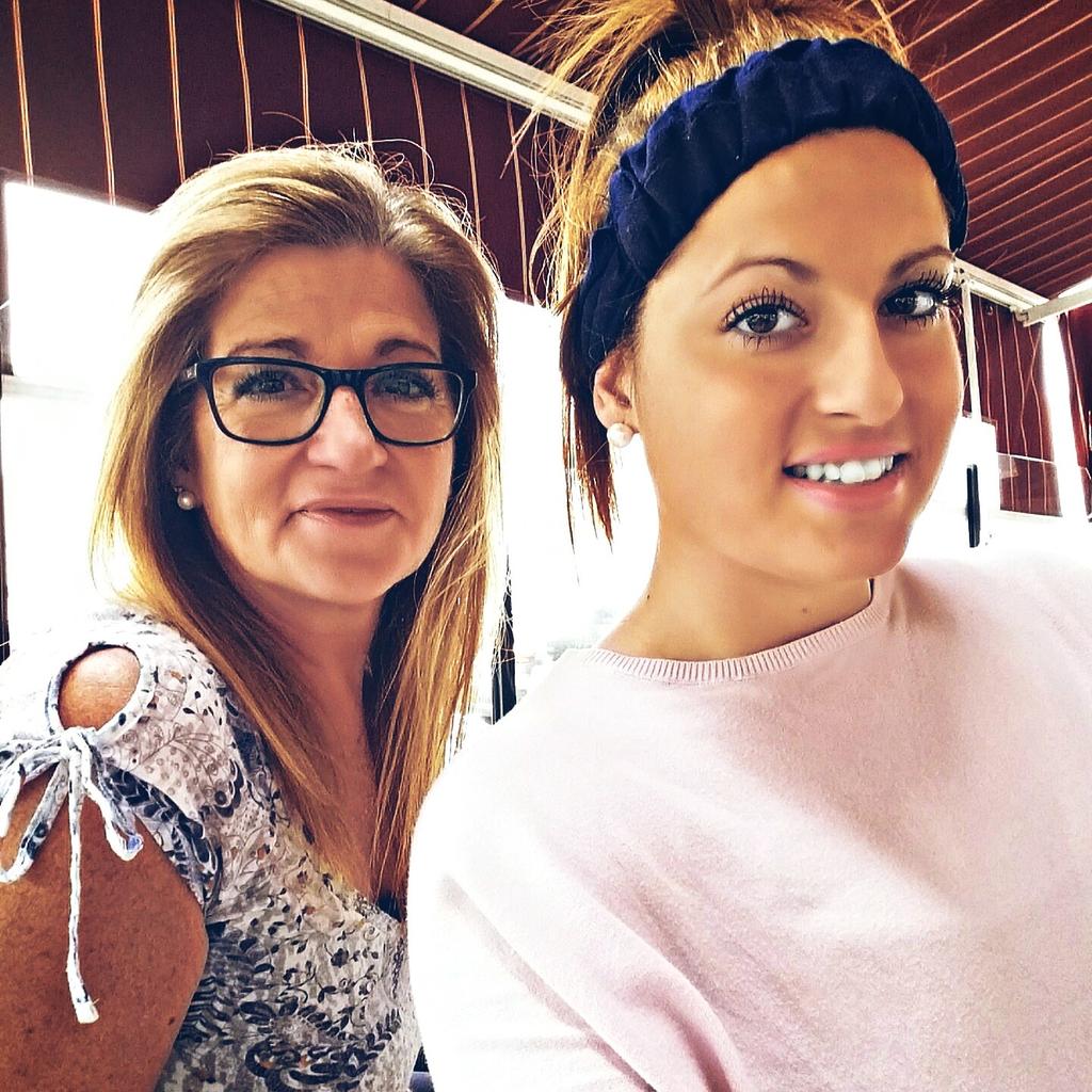 AlexxandraPanda's tweet photo. Dale mamasita  tuuku  taka ta,  dale mamasita  tákata http://t.co/oMXqjZR7Bb