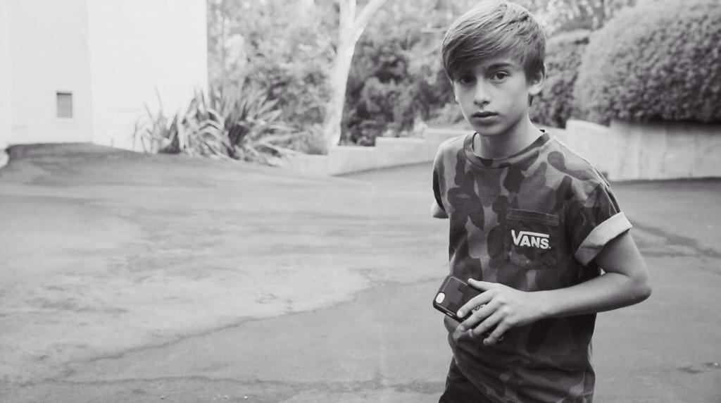 JohnnyOTheBest1's tweet photo. Belle photo @johnnyosings http://t.co/nPYqDpsxNx
