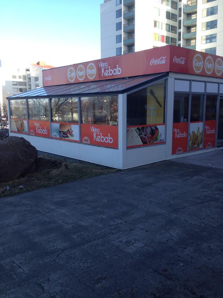 Fyndin þessu umræða um besta kebabið.. það vita allir heilvita menn að Viking Kebab hefur vinninginn!