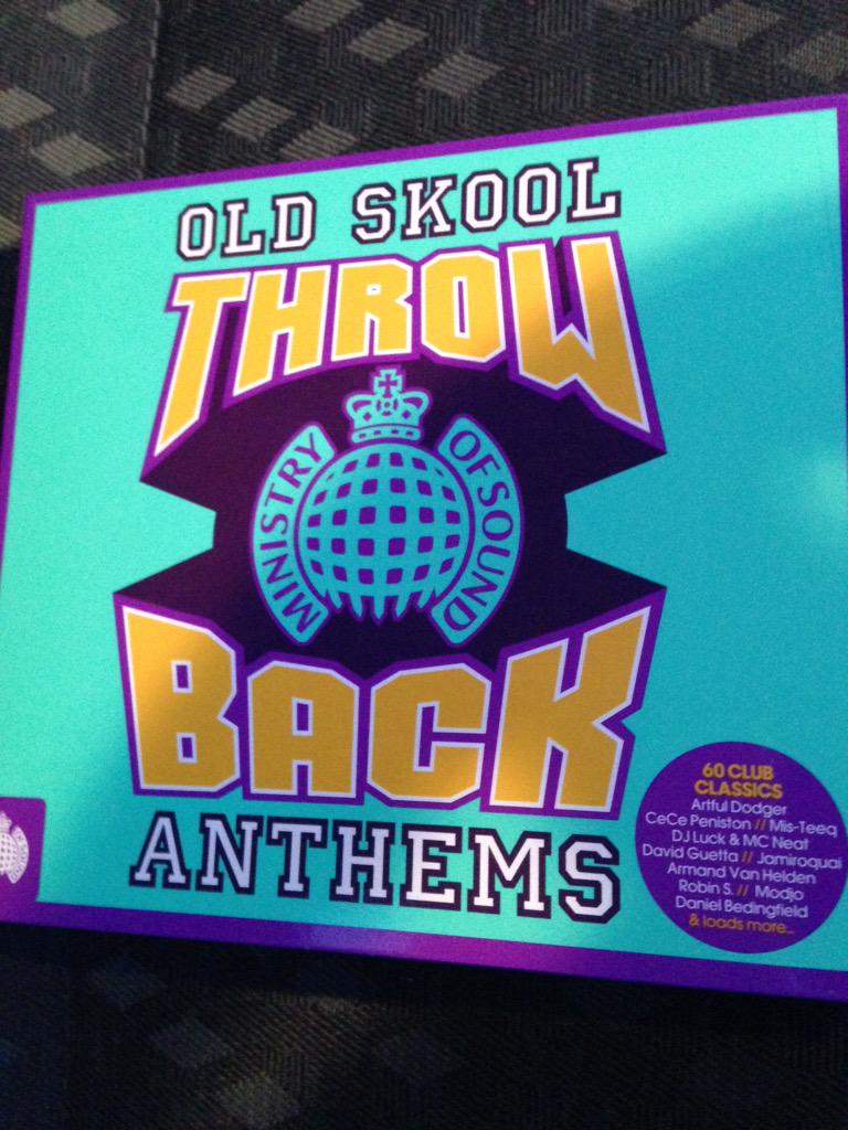chrissynew85's tweet photo. @WillsyJ all over this #tuneage http://t.co/MD3KcKOi8h