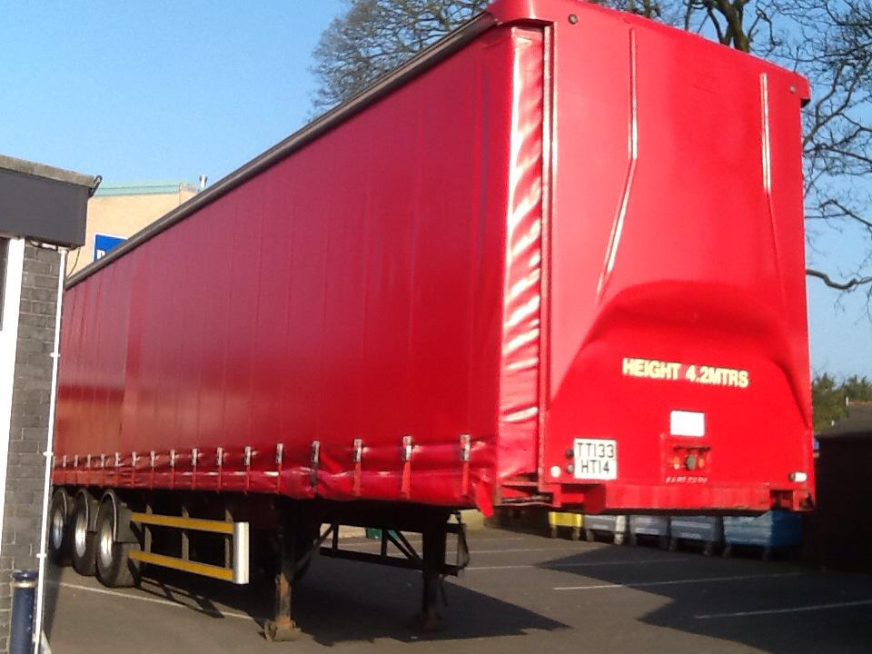 bexteacher's tweet photo. @StGeorgesFest @MrGeorgeClarke challenge on today to create an amazing space on a trailer for tomorrow's parade http://t.co/wC1WIgDcnr