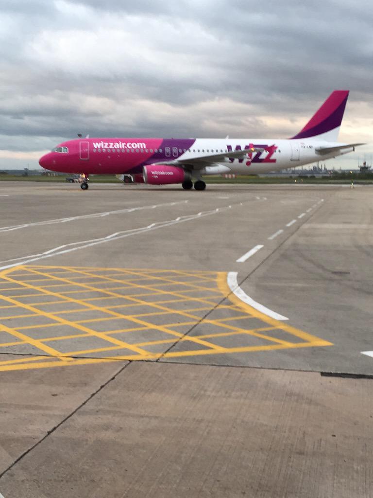 LPL_Airport tweet picture