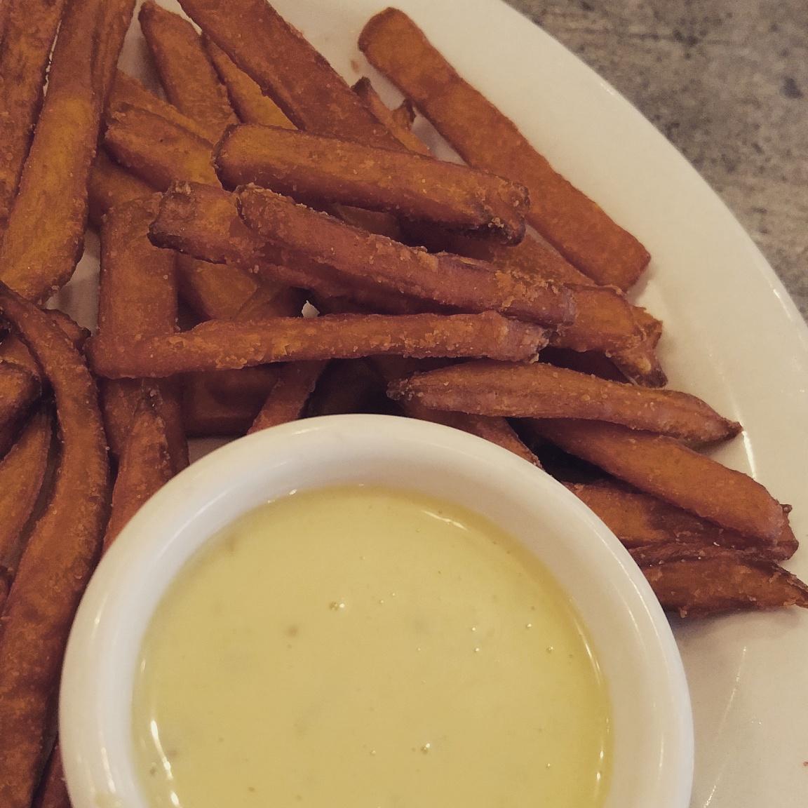 barkindoggrill's tweet photo. "Honey mustard with the sweet potato fries is my new BAE" says everyone, ever. #BarkinDogGrill http://t.co/pS1TRTMBis