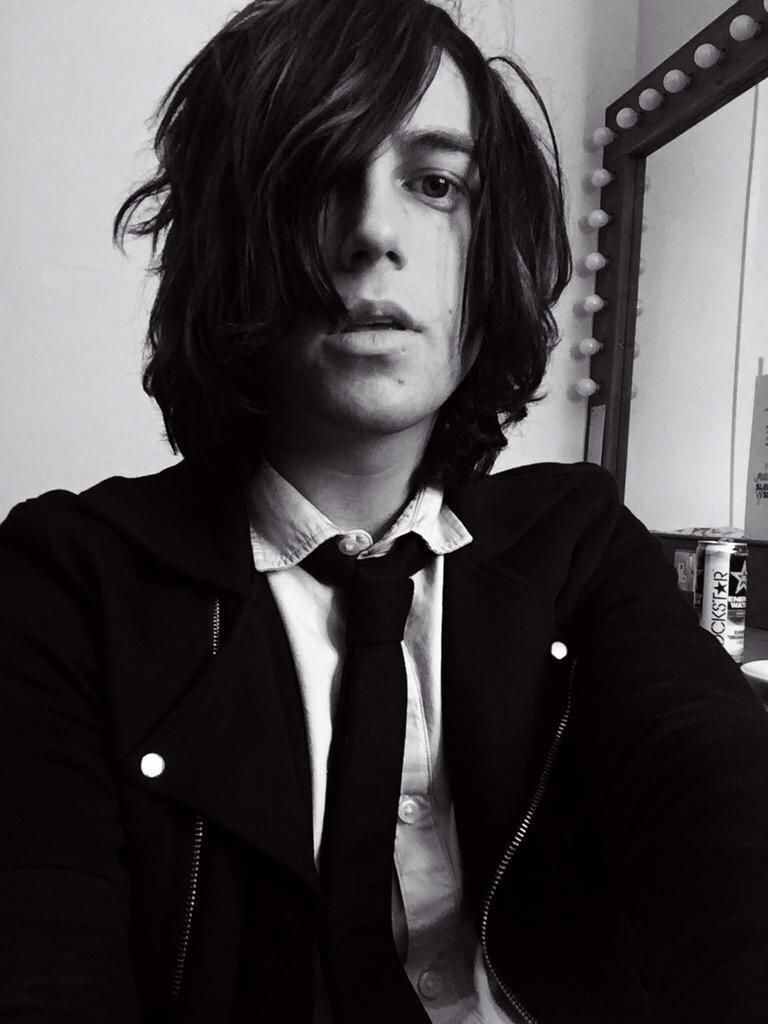 Happy birthday kellin quinn!! 
