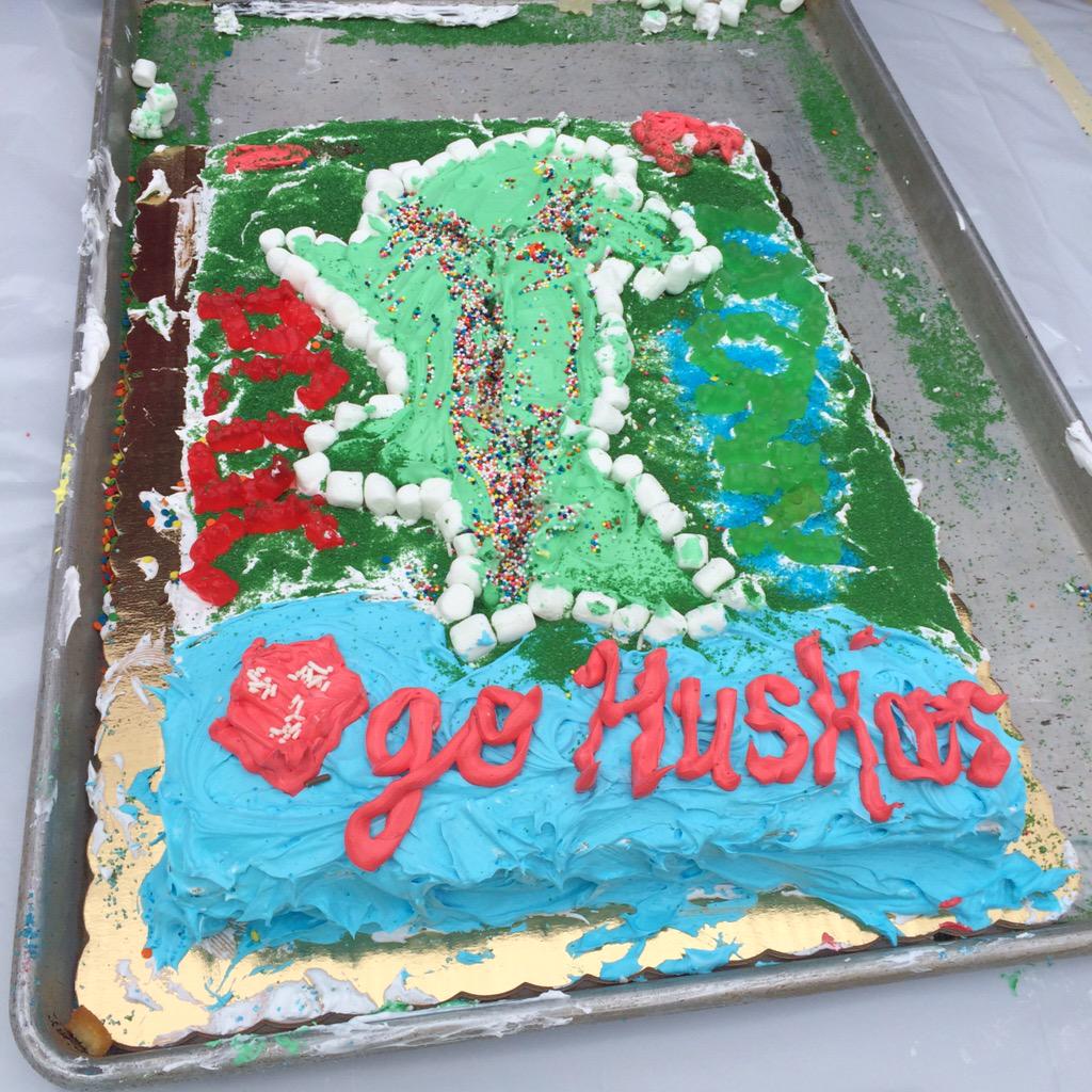 #LetThemEatCake tweet media
