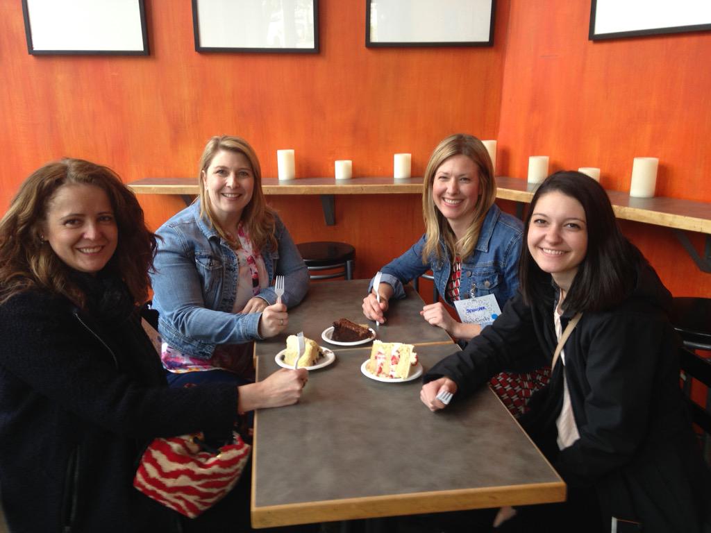 1Jfarrell's tweet image. Hanging out at #shesgeeky Seattle.