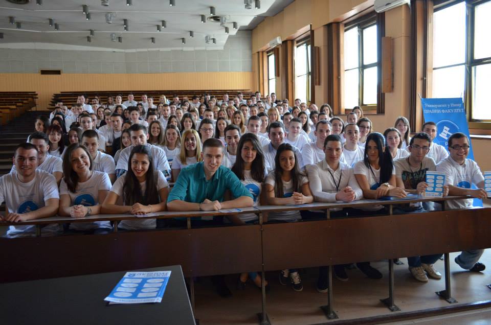 PSPnis's tweet photo. Današnja prezentacija naše organizacije na Pravnom fakultetu Univerziteta u Nišu. http://t.co/Tp8wDZX68d