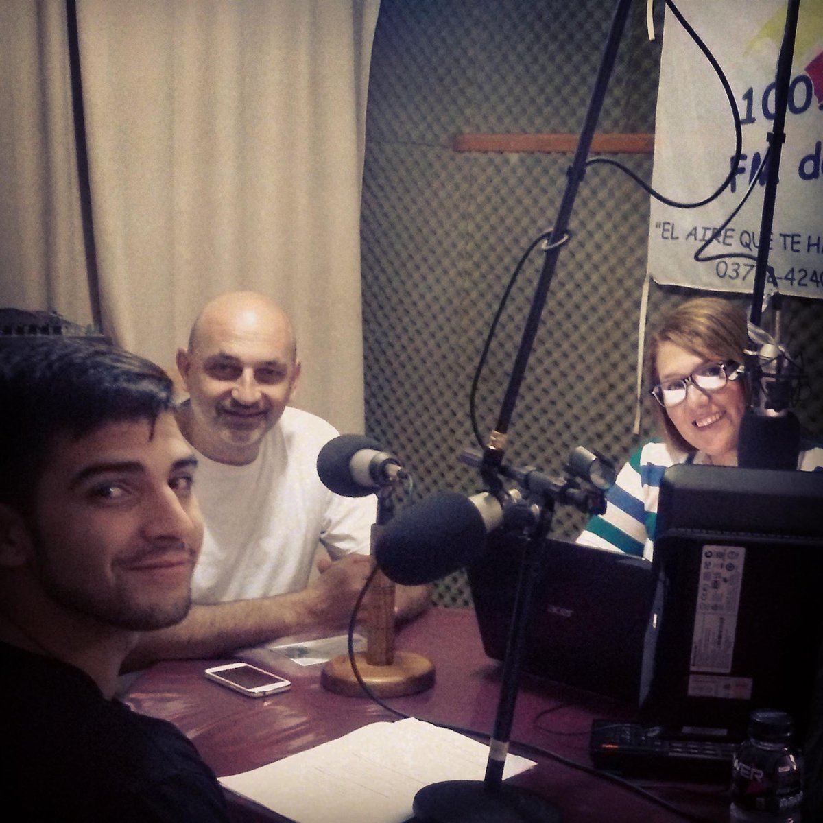 NucleoRadial's tweet image. Estuvimos hablando sobre meditación, yoga y técnicas de respiración con Victor Perren, Instructor del Arte de Vivir