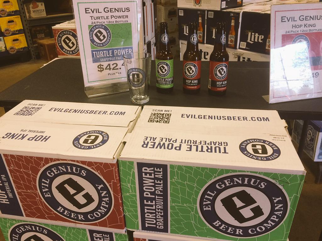 EvilGeniusTrev's tweet photo. I'm @ExtonBev between NOW and 6pm sampling! Stop by and say hi! http://t.co/pkrhjnD5l6