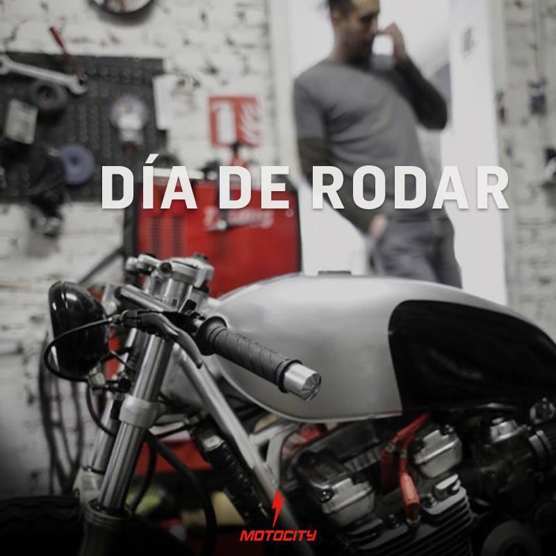 Sanchezc10's tweet photo. Biker time!! 💨💨 http://t.co/RveVJL8pLT