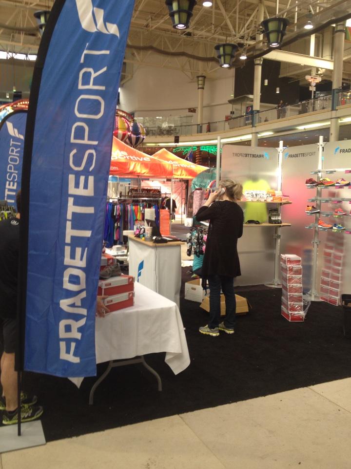 SalonCourse's tweet photo. Toutes les boutiques spécialisées sont là! #saloncourse #saloncoursequebec http://t.co/6zo1GUk3hB