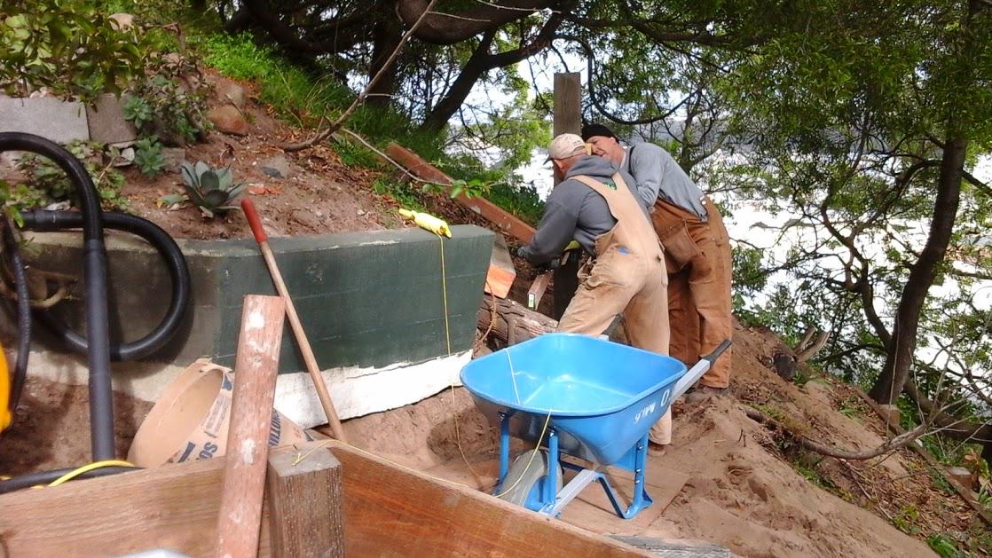 GardenSteps's tweet photo. Slipping wall next to #SanFrancisco #HiddenGardenSteps is being replaced by @sfpublicworks employees #gratitude http://t.co/pt3K7kgUtb