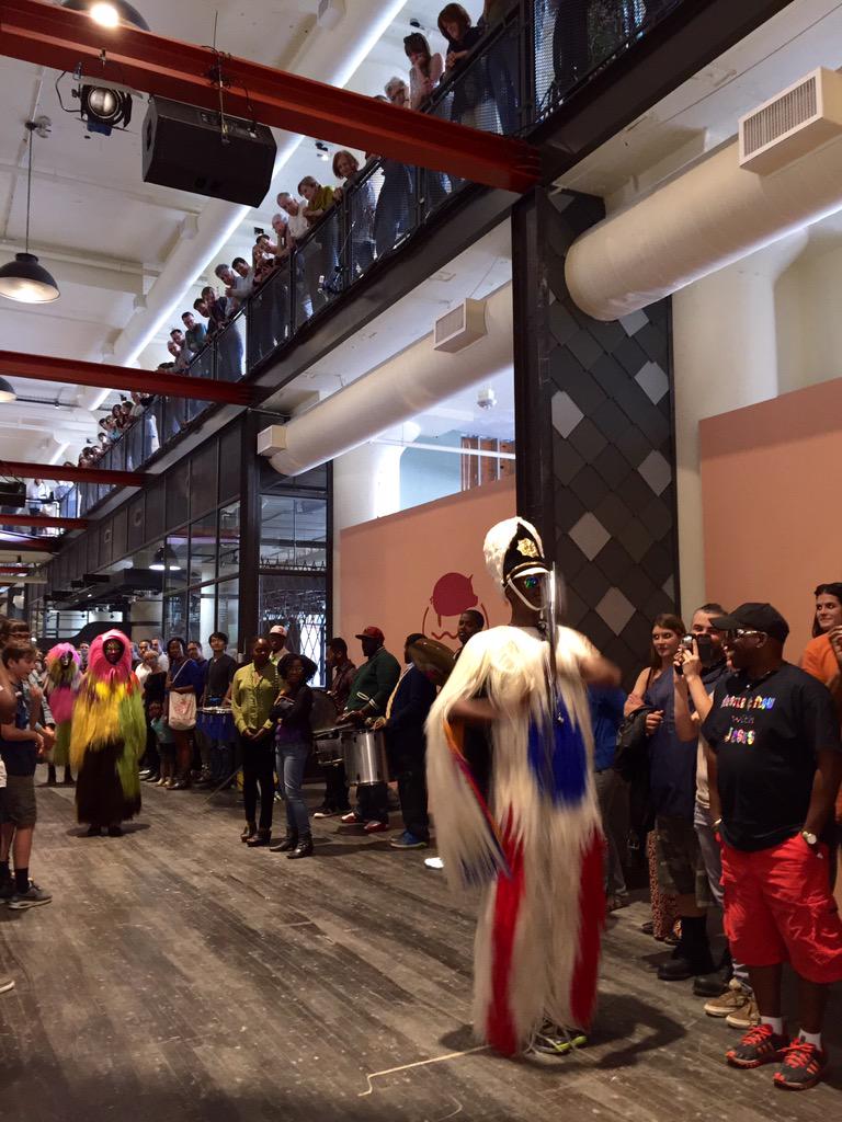 mustseevc's tweet photo. Nick Cave performance with Sound suits and upbeat dance parade. @PonceCityMarket #FLUXatPCM http://t.co/m24sDxpdLh