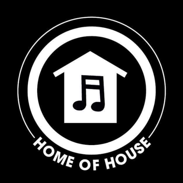 obioneyouknowme's tweet photo. me and @123Twisted  sat night 9 til late. 
at@hedonism_roth  4 @1homesweethouse #homeofhouse
#rotherhamiswonderful http://t.co/wz7QWfx372