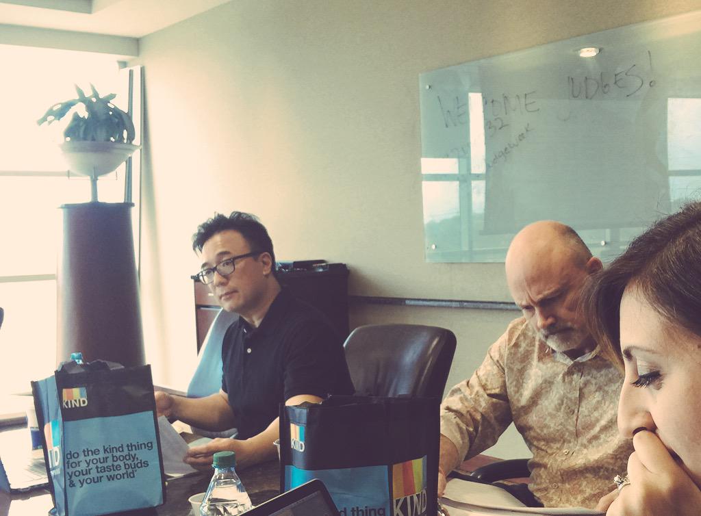 TriciaJoOnTheGo's tweet image. Intense last few hours #32judgeweek #32under32 w/ @markphines @erinnewkirk @katdalager @Copyapolis