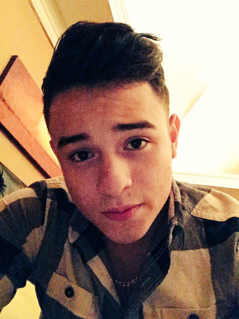 HmGerardo's tweet photo. Holaaaaa😘😘 http://t.co/ocI2ZllSGH